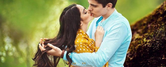 Professional date with top-rated escort Frankfurt