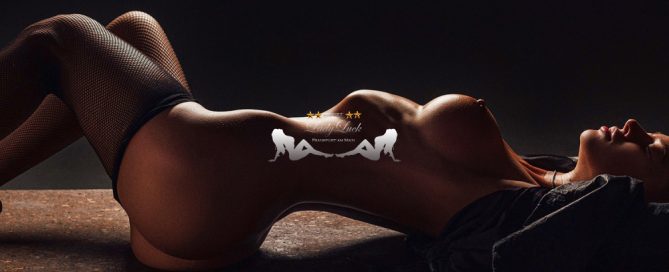 Erotic Shower Escorts in Frankfurt