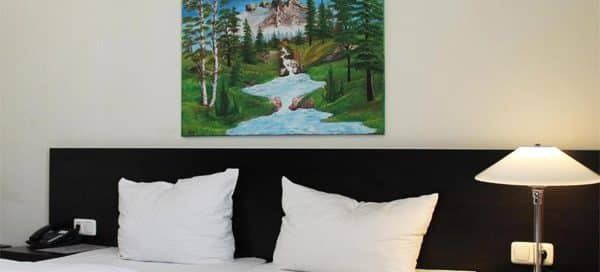 Aariana Hotel